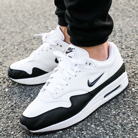 nike air max 1 premium sc jewel zwart|Air Max 1 jewels.